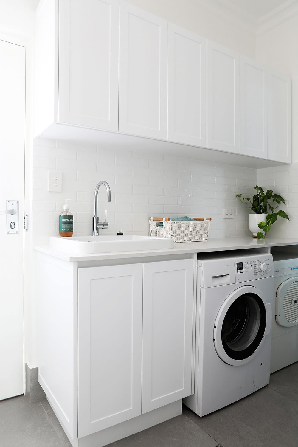 Ravine 66 x 51 Inset Sink